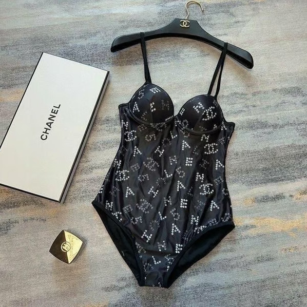 CHANEL 샤넬 제니 레터링 프린팅 모노키니