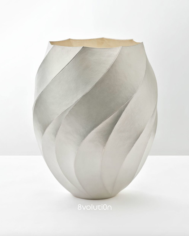 </b><p>공예 아티스트</p><div class="btn"><b>김두봉 NOW</b></div>