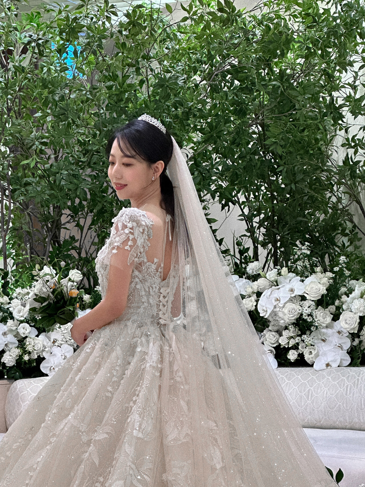 <p style="text-align:left; font-size:16px; margin-top:26px;">Apelgamo Banpo 아펠가모 반포<br><span style="color:#666;">A Single Hall 단독홀</span></p>