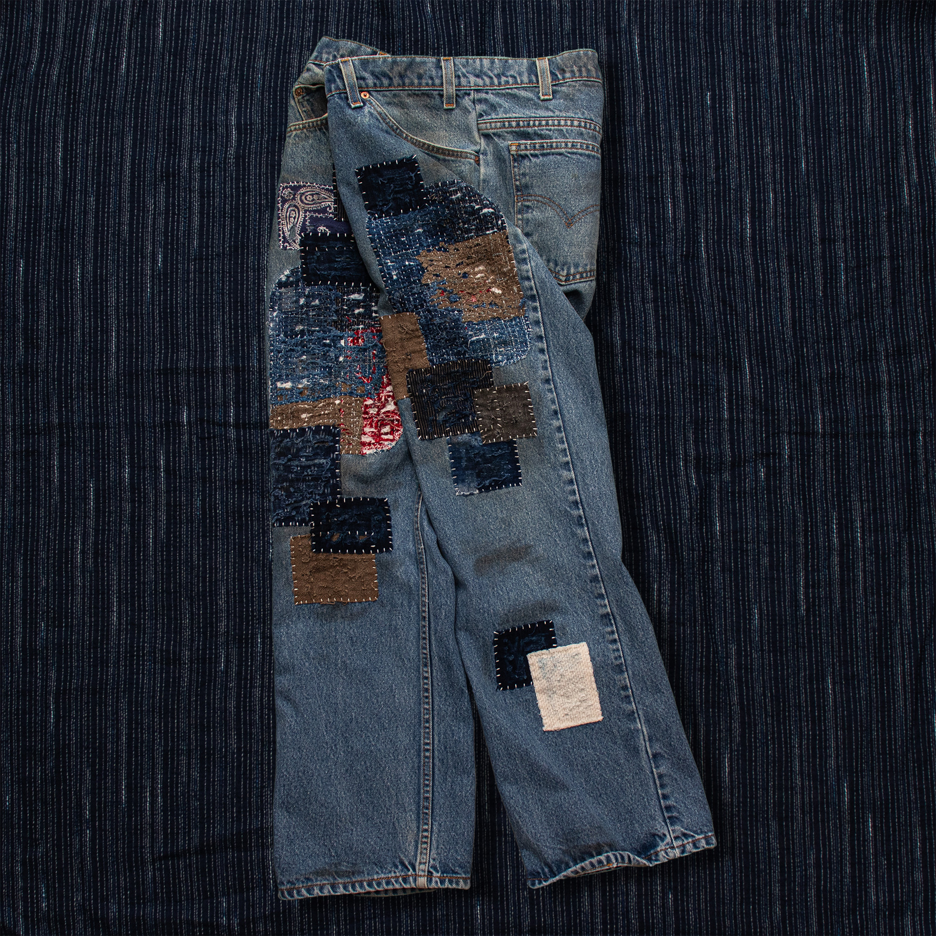 NO.181 DISTRESSED PATCHWORK JEANS : twostandard