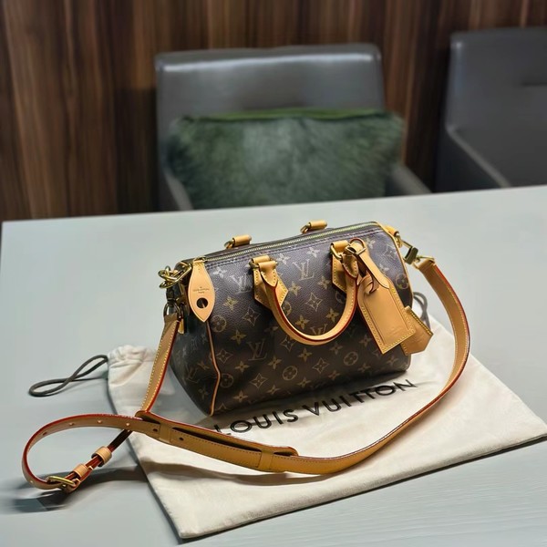 LOUIS VUITTON 루이비통 스피디 p9 반둘리에 25