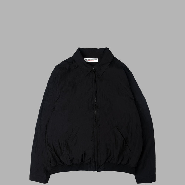 【THE MUSEUM VISITOR】HEART PRINTED WINDBREAKER /追跡付 1c66c3b619fac.jpg