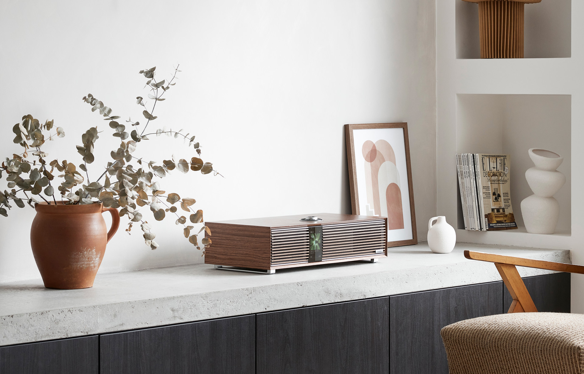 <p style="color: #725c59;">R410 Integrated Music System