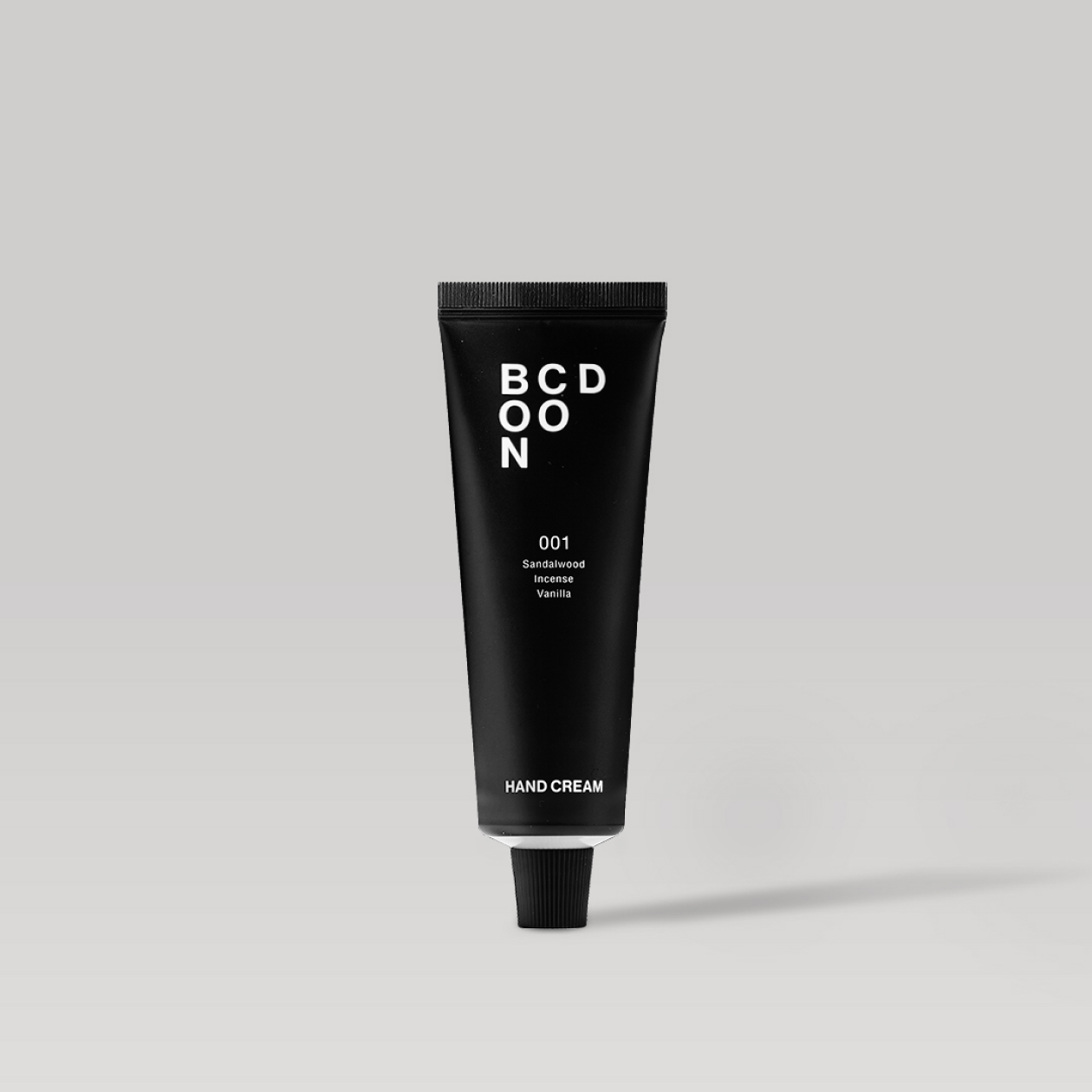 <p style="text-align: left; font-size: 16px; margin-top: 26px;"><span style="color: #000000;">비건 핸드크림 002히노끼향</span><br /><span style="color: #000000;">₩ 14,000</span></p>