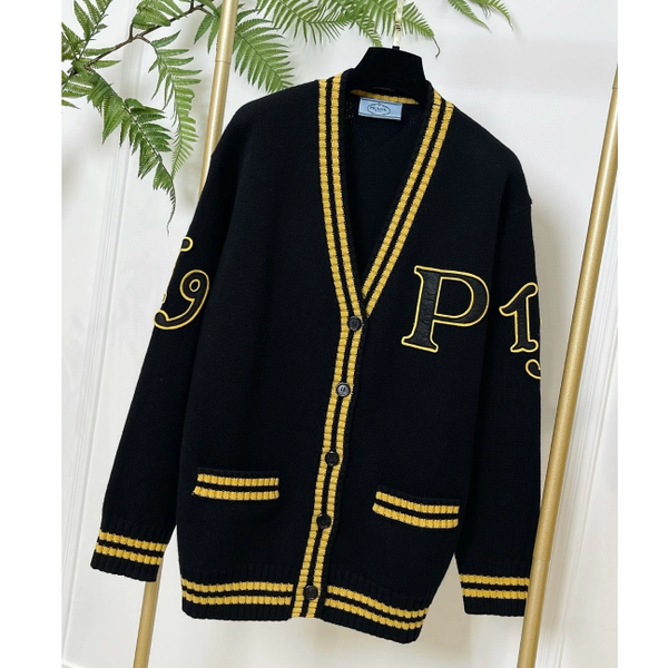 PRADA 프라다 24FW 울 캐시미어 니트 가디건      ▶매장-480만원◀
