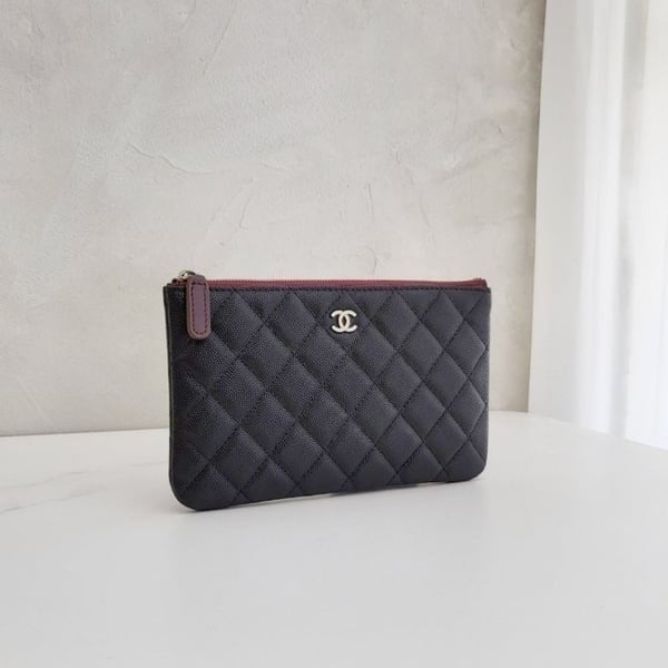 CHANEL 샤넬 클래식 캐비어 스몰 파우치백