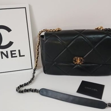 CHANEL 샤넬 19백