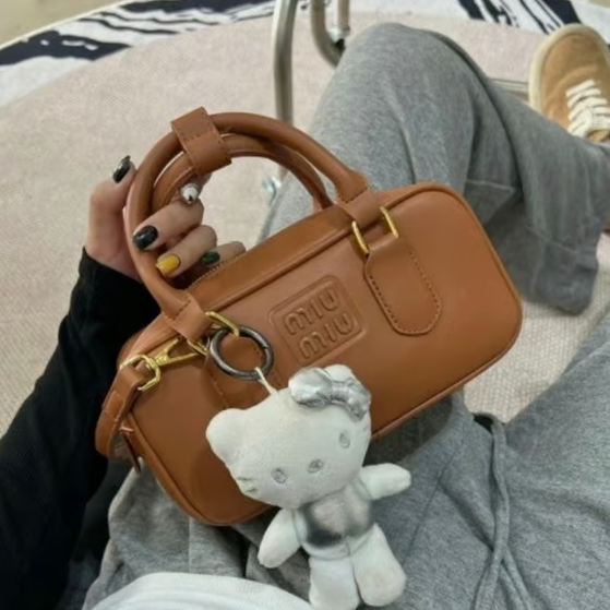 MIUMIU 미우미우 아르카디 토트백