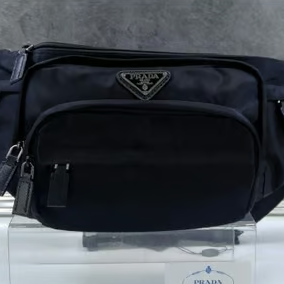 PRADA 프라다 웨스트 크로스 벨트백