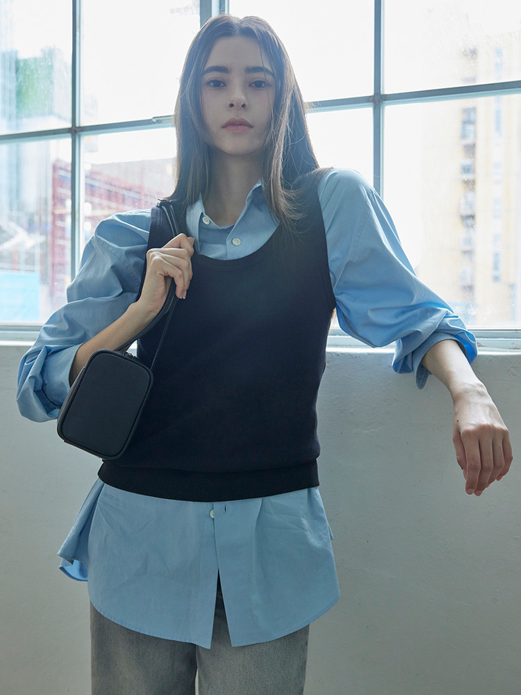 square baguette bag / black : 해브어웨일