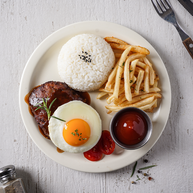 <b>수제 함박스테이크</b><br><span style="color: rgb(195, 6, 47);">  Hamburger Steak </span>