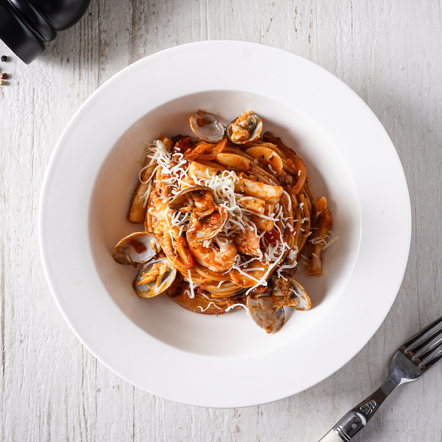 <b>라구 토마토 파스타</b><br><span style="color: rgb(195, 6, 47);">  Ragu Tomato Pasta </span>
