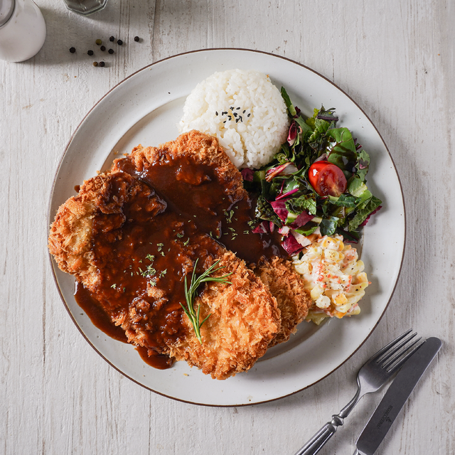 <b>2배 제주산 생(生) 통등심 돈가스</b><br><span style="color: rgb(195, 6, 47);">  JEJU Blackpork Cutlet </span>