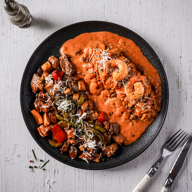 <b>로제 파스타 + 치킨 or 비프</b><br><span style="color: rgb(195, 6, 47);">Rose Pasta + Chicken or Beef Steak</span>