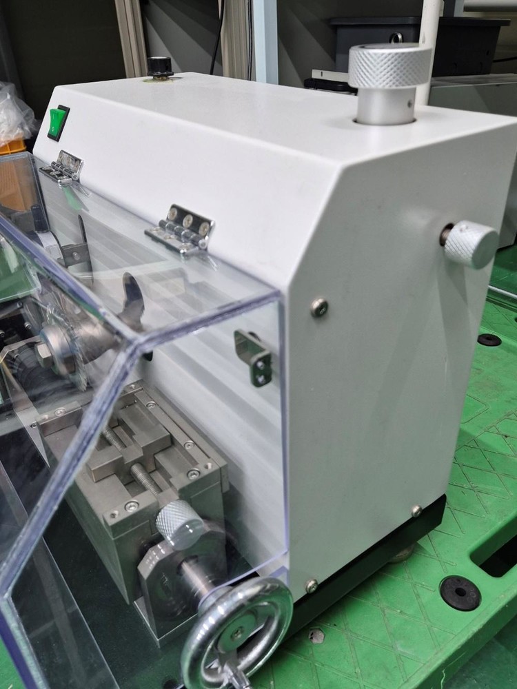 Notch Machine QM700N 노치머신 : 엠아이티솔루션