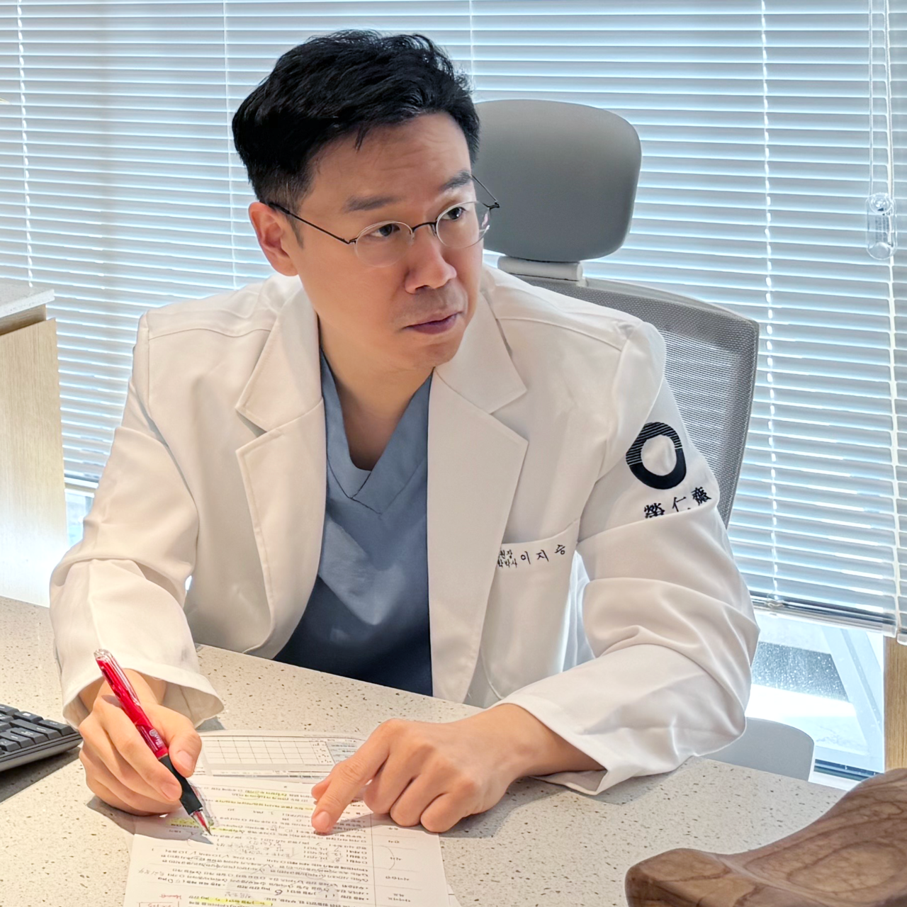 <b>7년 비만 임상 경험으로</br>부작용 없는 개인 맞춤형 처방</b>