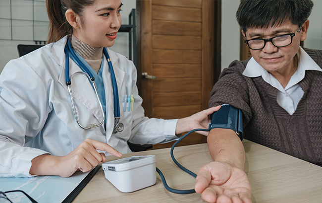 <b>의료간호 서비스</b>