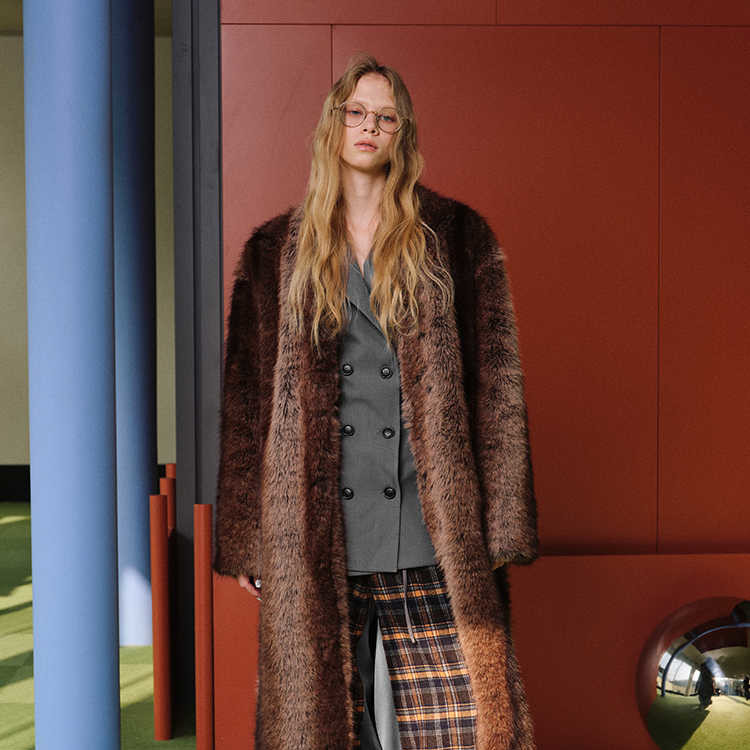 公式【1JINN STUDIO】Gradient Wool Eco-Friendly Fur Coat 1JINN STUDIO Gradient Eco-Friendly Short Fur Jacket – CHINASQUAD