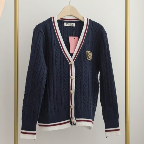 MIUMIU 미우미우 배색 케이블 니트 가디건