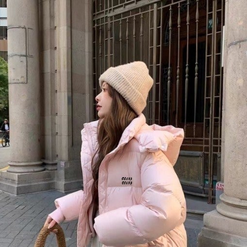 MIUMIU 미우미우 크롭 핑키패딩
