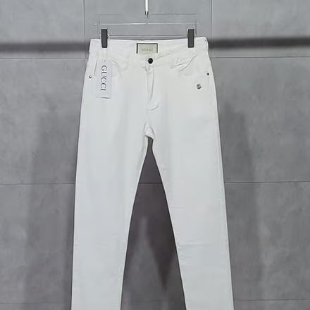 GUCCI 구찌 벌 방패패치 화이트 청바지