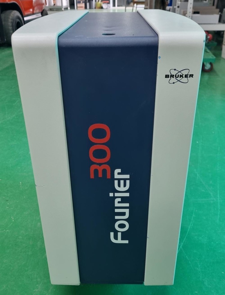 BRUKER Fourier 300 NMR Spectrometer : 엠아이티솔루션
