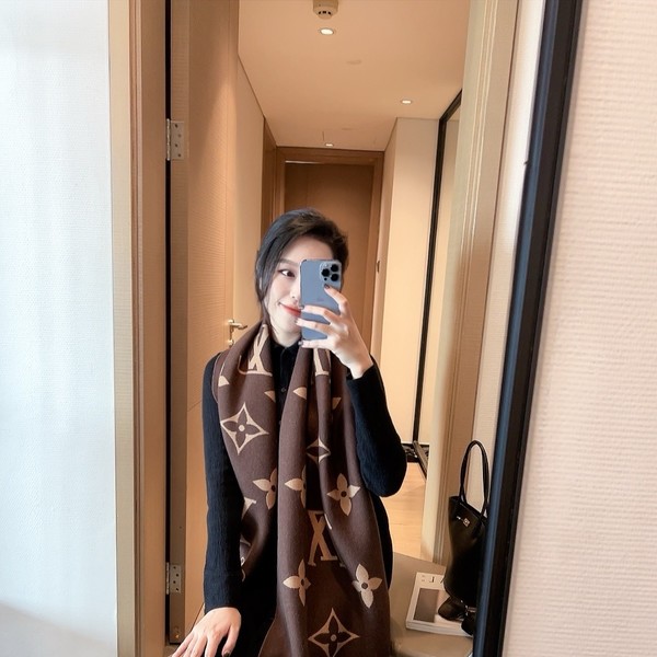 LOUIS VUITTON 루이비통 머플러