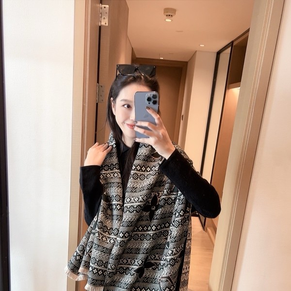 LOUIS VUITTON 루이비통 머플러