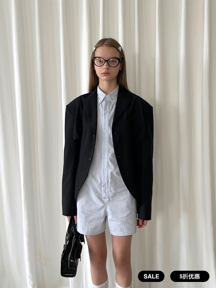 PFF GIRL black wide shoulder arc hem leaky back Jacket : 유스키트 YOUTHKIT