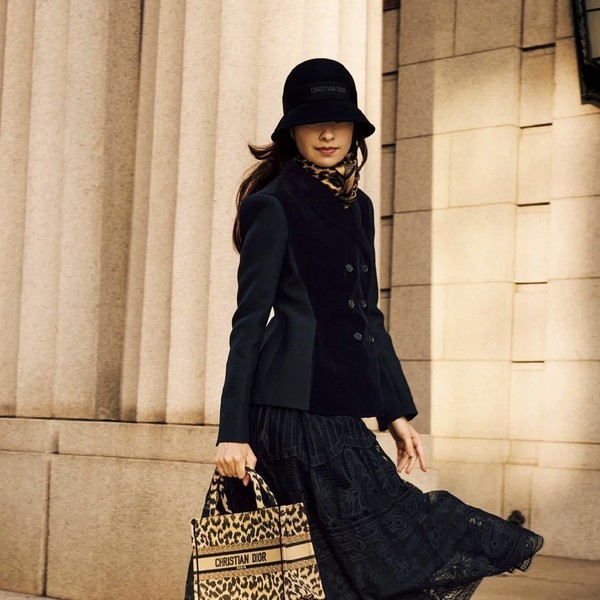 DIOR 디올 테이프 버킷 햇