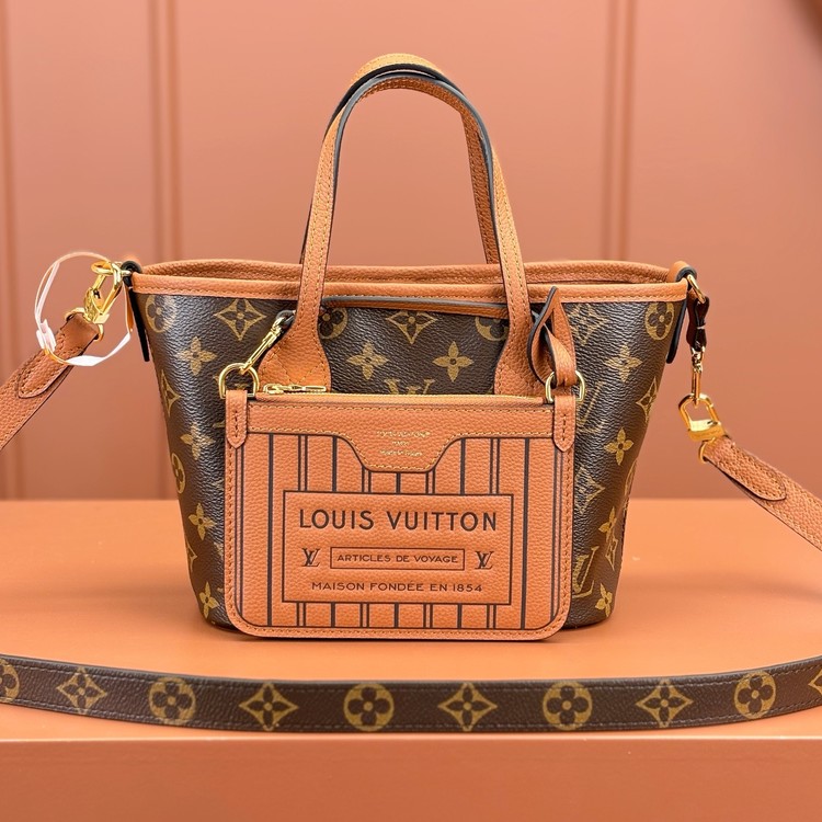 루이비통 네버풀 인사이드아웃 BB 백 탄 M12209