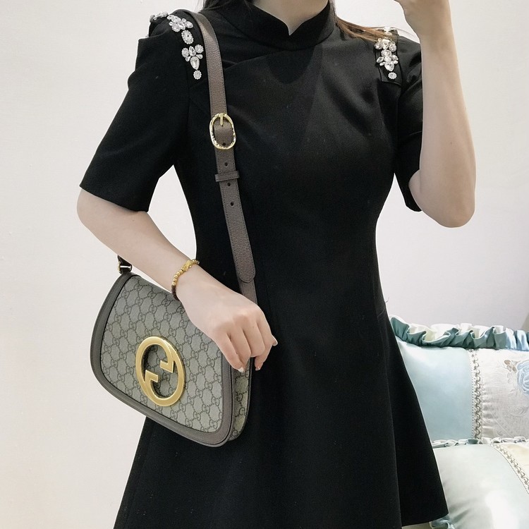 구찌 24SS 블론디  스몰 탑