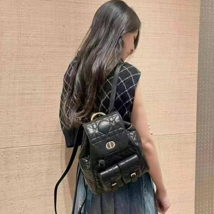 디올 카로 백팩 미디엄 블랙