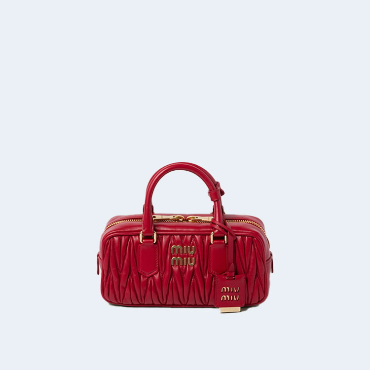 미우미우 레귤러 아르카디 마테라쎄 나파 가죽백 레드