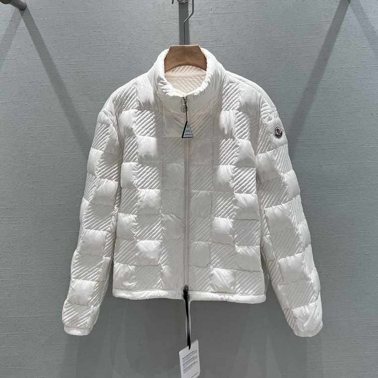 몽클레어 24SS 안시 다운 자켓