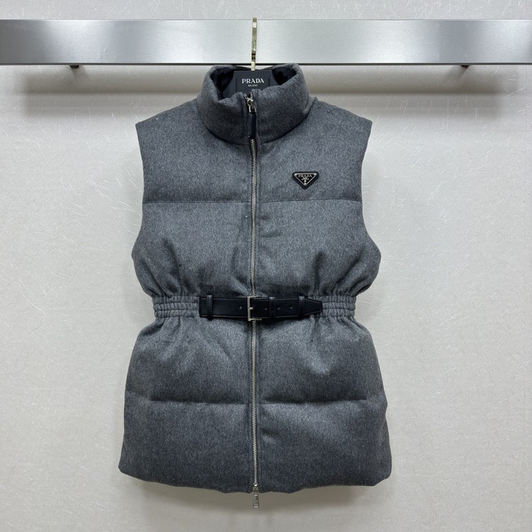 프라다 25FW 플란넬 다운 베스트 (최신상)