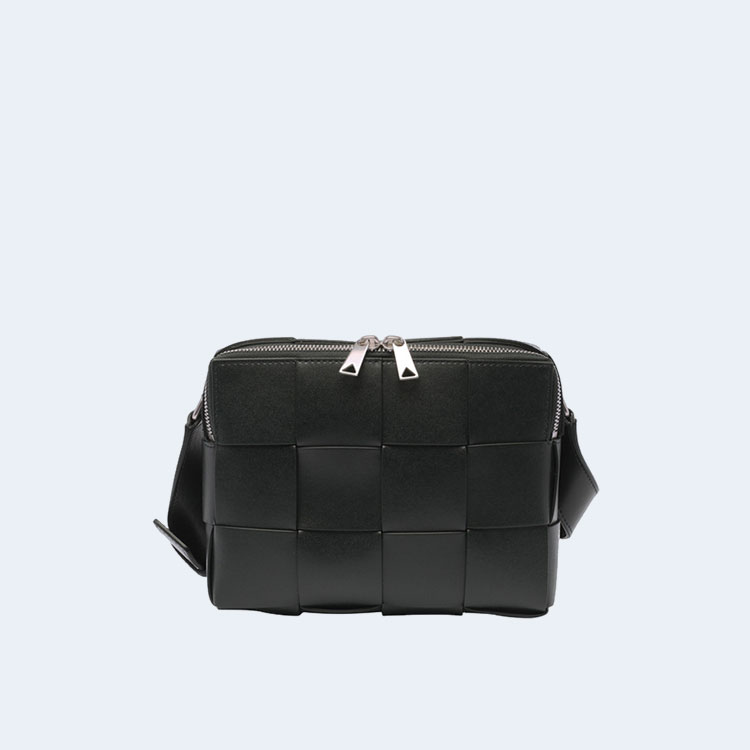 보테가 베네타 카세트 카메라백