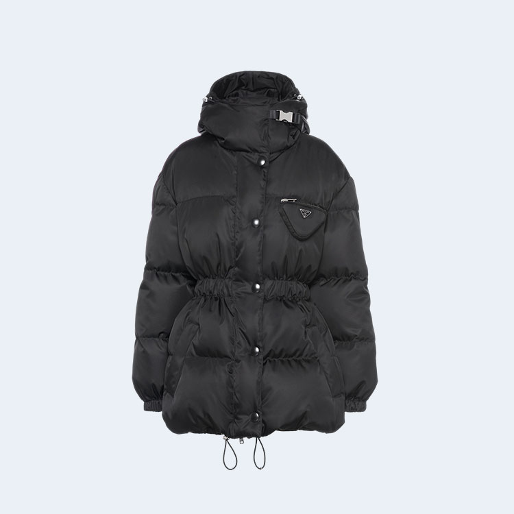 프라다 트라이앵글 파우치 리나일론 다운 자켓