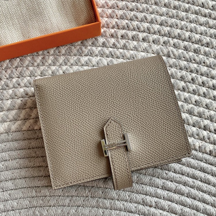 에르메스 베안 컴팩트 쉐브르 반지갑