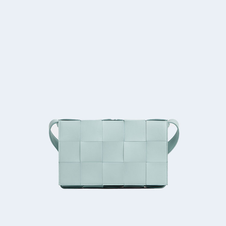 보테가 베네타 스트랩 카세트 백 틸 워시