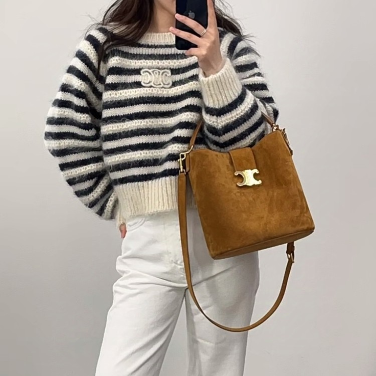 셀린느 미디엄 스웨이드 루이즈백