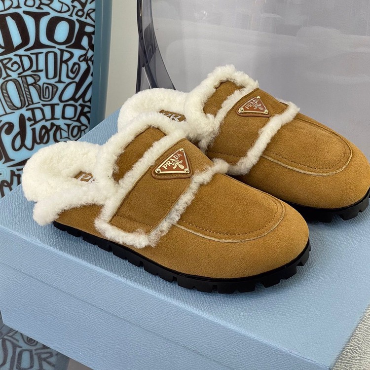 프라다 시어링 양털 슬리퍼