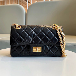 샤넬 2.55백 스터드 빈티지