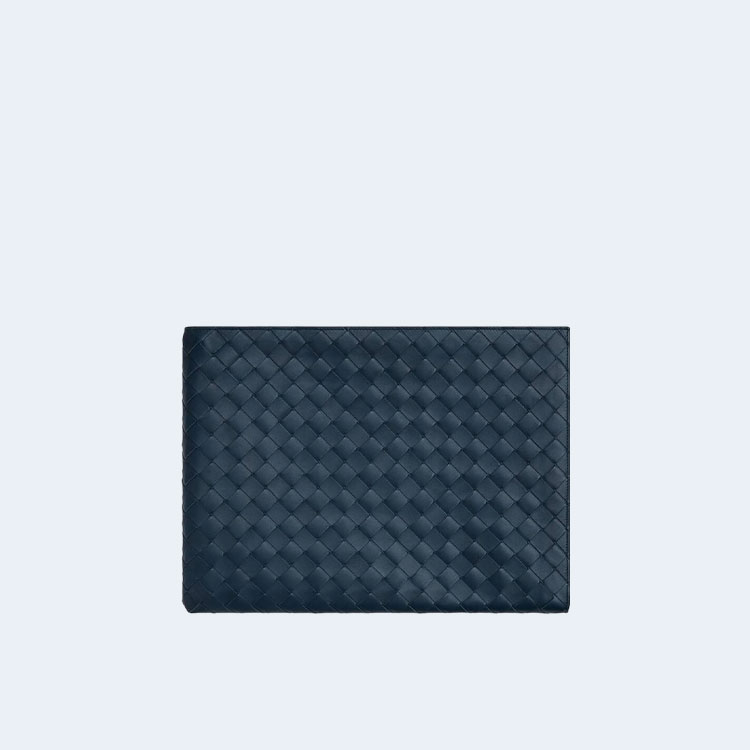 보테가 베네타 인트레치아토 하프 지퍼 파우치