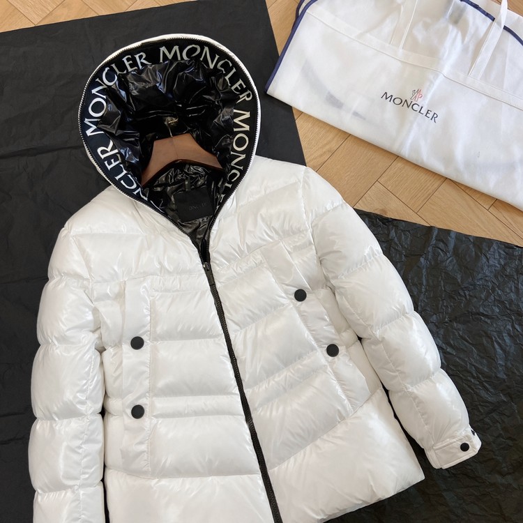 몽클레어 클레어 패딩 화이트