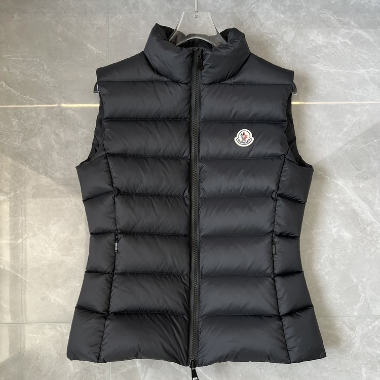 몽클레어 Ghany 패딩 베스트