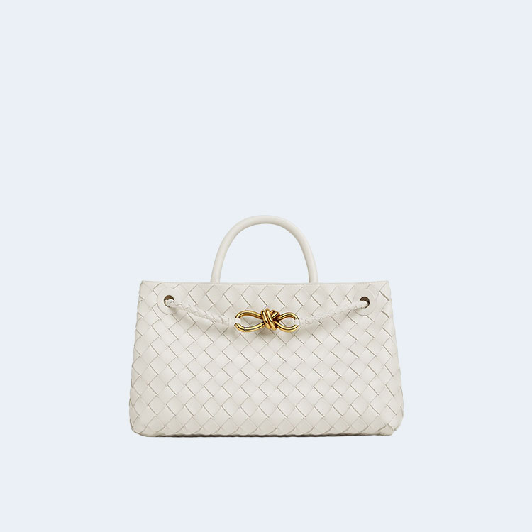 보테가 베네타 스몰 안디아모 백 E/W 화이트