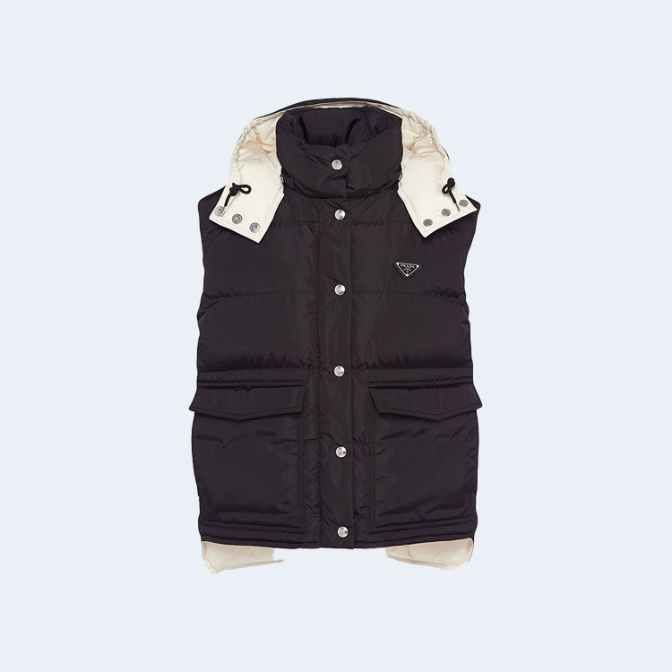 프라다 리나일론 패딩 베스트