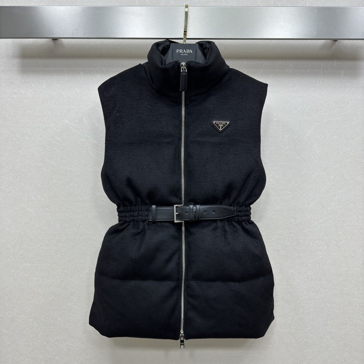 프라다 25FW 플란넬 다운 베스트 (최신상)