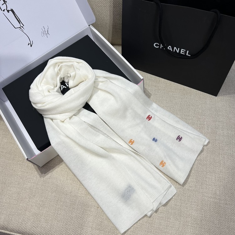 샤넬 양모 로고 머플러